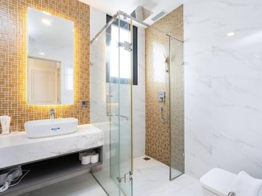 The Rixx Downtown Apartment@D1/Pool/Gym/Operahouse Ho Chi Minh-Byen Eksteriør billede
